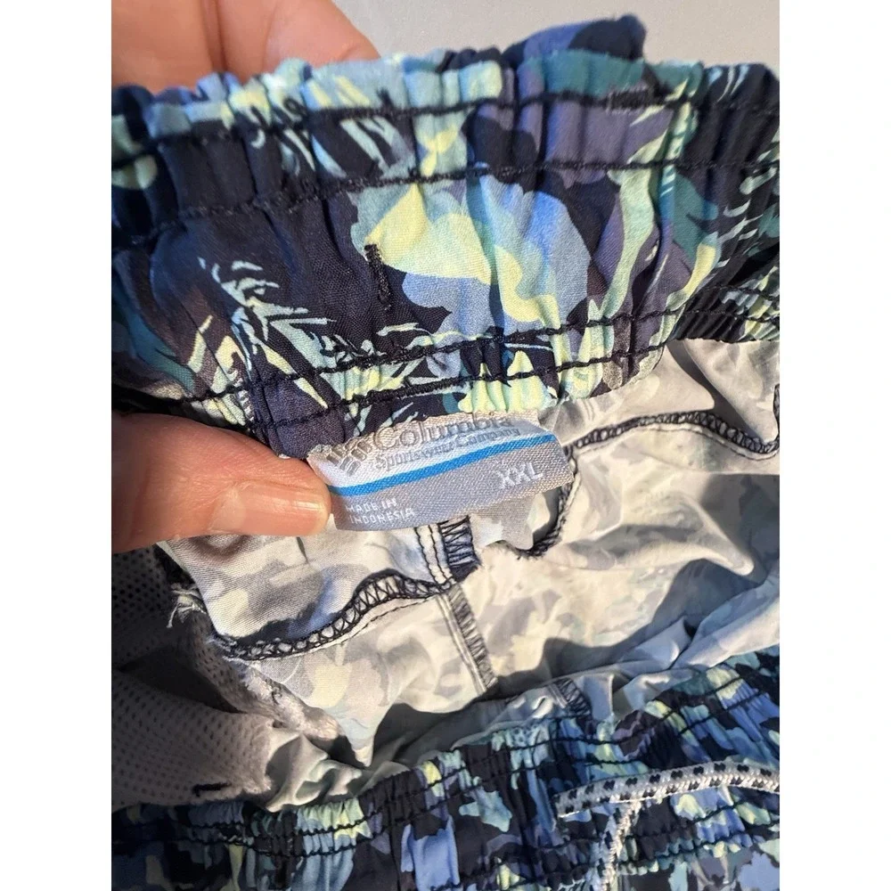 Columbia Men's PFG Multi Color Blues Swim/water Shorts Size XXL